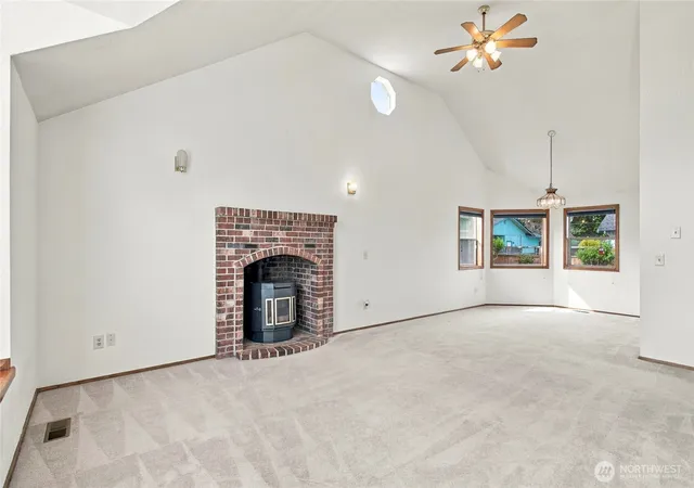 Photo 3 of Single family home for sale at 2520 28th Avenue SE, Olympia, WA 98501 | MLS# NWM2549348 | Listing updated on 2026-10-02