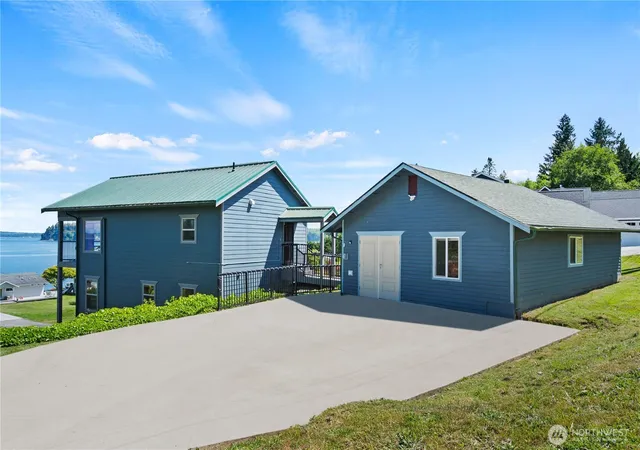 Photo 2 of Single family home for sale at 202 Olympus Blvd, Port Ludlow, WA 98365 | MLS# NWM2549379 | Listing updated on 2026-09-24