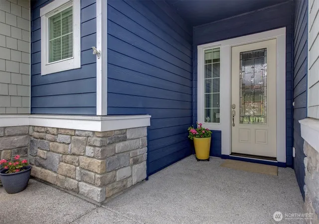Photo 3 of Single family home for sale at 3425 Arrowroot St Se, Olympia, WA 98513 | MLS# NWM2549393 | Listing updated on 2026-10-02