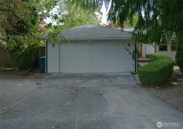 Photo 3 of Single family home for sale at 11716 26th Street NE, Lake Stevens, WA 98258 | MLS# NWM2549401 | Listing updated on 2026-09-26
