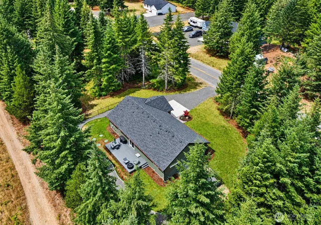 Single family home for sale at 911 W California Rd, Shelton, WA 98584 | MLS# NWM2549427