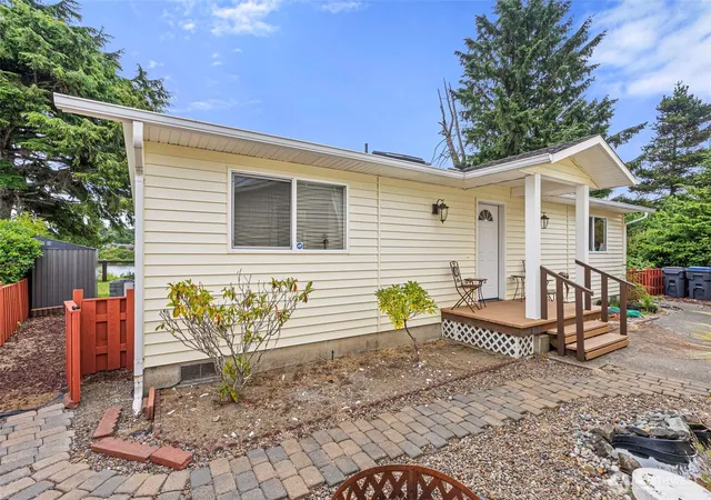 Photo 3 of Single family home for sale at 526 Sunset Ave Ne, Ocean Shores, WA 98569 | MLS# NWM2549449 | Listing updated on 2026-09-21