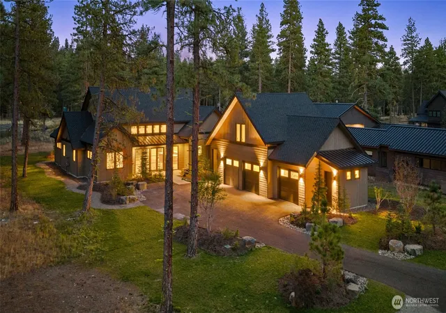 Photo 1 of Single family home for sale at 1791 Wanawish Loop, Cle Elum, WA 98922 | MLS# NWM2549455 | Listing updated on 2026-09-28