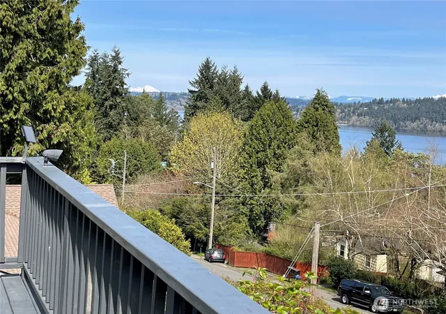 Photo 3 of Single family home for sale at 12321 42nd Avenue Ne, Seattle, WA 98125 | MLS# NWM2549461 | Listing updated on 2026-10-02