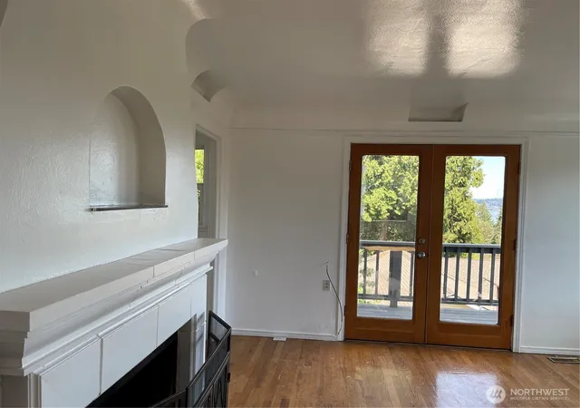Photo 3 of Single family home for sale at 12321 42nd Avenue NE, Seattle, WA 98125 | MLS# NWM2549461 | Listing updated on 2026-10-02