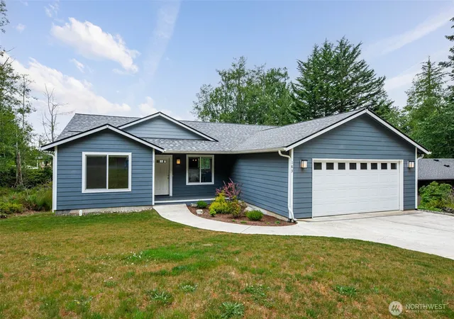 Photo 1 of Single family home for sale at 183 Rainier Ln, Port Ludlow, WA 98365 | MLS# NWM2549501 | Listing updated on 2026-09-30