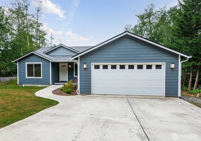 Photo 2 of Single family home for sale at 183 Rainier Ln, Port Ludlow, WA 98365 | MLS# NWM2549501 | Listing updated on 2026-09-30