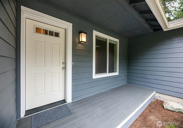 Photo 3 of Single family home for sale at 183 Rainier Ln, Port Ludlow, WA 98365 | MLS# NWM2549501 | Listing updated on 2026-09-30