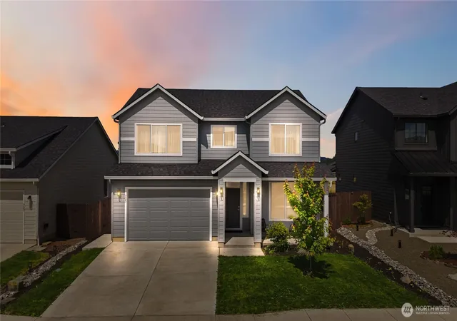 Photo 2 of Single family home for sale at 705 Pagget Ave, Winlock, WA 98596 | MLS# NWM2549535 | Listing updated on 2026-09-22