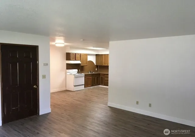 Photo 3 of Sale Pending at 24810 24808 78th Avenue E, Graham, WA 98338 | MLS# NWM2549603 | Listing updated on 2026-09-22