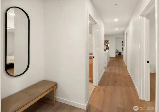 Photo 3 of Condo for sale at 1029 Belmont Ave E #305, Seattle, WA 98102 | MLS# NWM2549631 | Listing updated on 2026-09-22