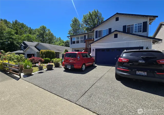 Photo 2 of Single family home for sale at 6608 79th Drive Ne, Marysville, WA 98270 | MLS# NWM2549667 | Listing updated on 2026-09-22