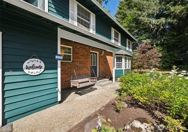 Photo 3 of Single family home for sale at 19419 SE 286th Street, Kent, WA 98042 | MLS# NWM2549712 | Listing updated on 2026-10-01