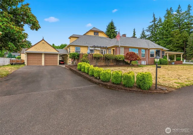 Photo 1 of Single family home for sale at 8300 Se Riverview Ln, Vancouver, WA 98664 | MLS# NWM2549747 | Listing updated on 2026-09-22