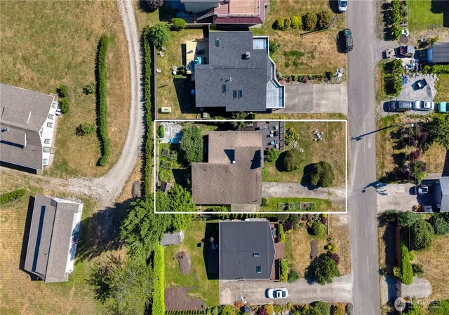 Photo 4 of Single family home for sale at 632 Highland Dr, Point Roberts, WA 98281 | MLS# NWM2549749 | Listing updated on 2026-10-01
