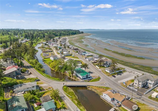 Photo 3 of Multi family home for sale at 7456 Birch Bay Dr, Blaine, WA 98230 | MLS# NWM2549759 | Listing updated on 2026-09-22