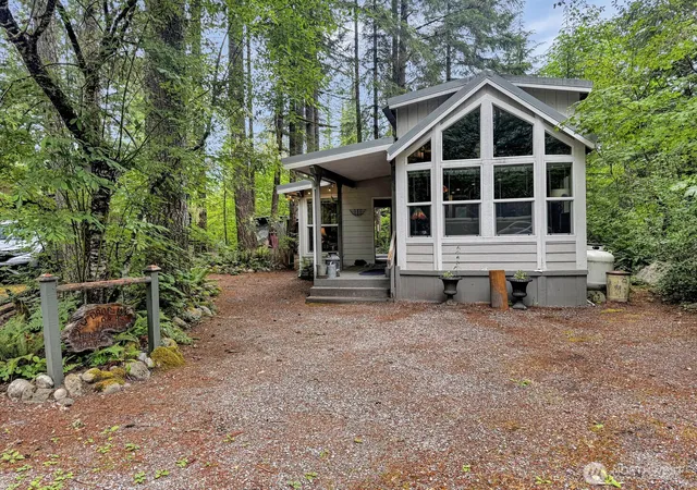 Photo 1 of Manufactured home for sale at 77 4 Christmas Tree Cir, Deming, WA 98244 | MLS# NWM2549801 | Listing updated on 2026-09-22
