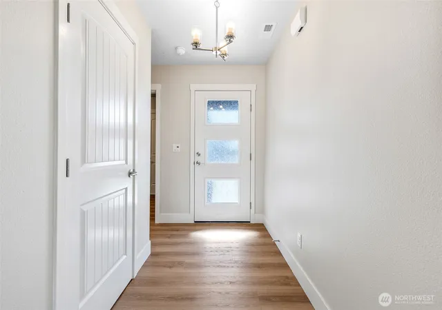 Photo 3 of Single family home for sale at 4246 W Sandy Ct, Moses Lake, WA 98837 | MLS# NWM2549807 | Listing updated on 2026-09-22