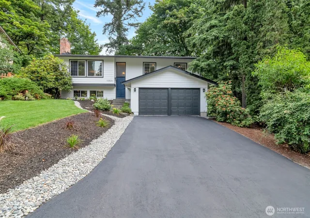 Photo 1 of Single family home for sale at 10520 Ne 136th Place, Kirkland, WA 98034 | MLS# NWM2549833 | Listing updated on 2026-09-22