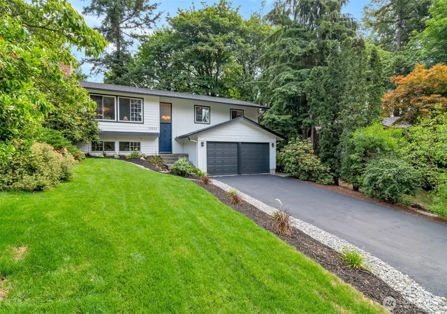 Photo 2 of Single family home for sale at 10520 Ne 136th Place, Kirkland, WA 98034 | MLS# NWM2549833 | Listing updated on 2026-09-22