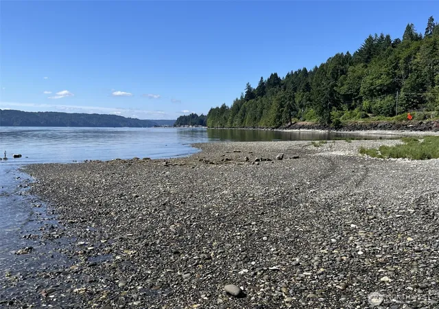 Photo 3 of Manufactured home for sale at 34541 N Highway 101 #6 & 7, Lilliwaup, WA 98555 | MLS# NWM2549839 | Listing updated on 2026-09-30