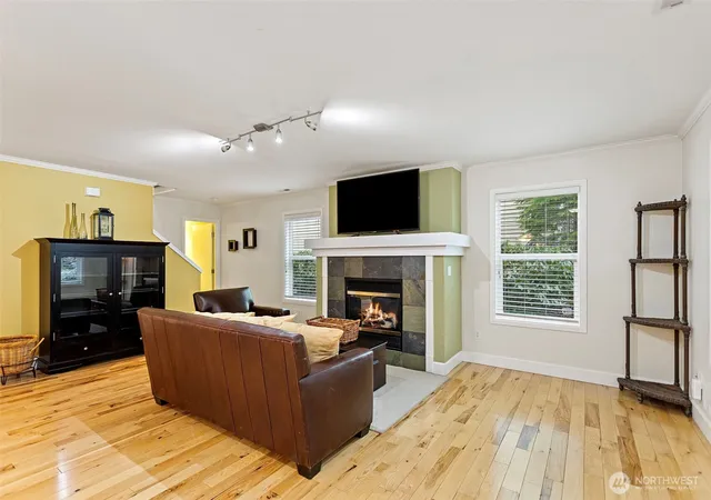 Photo 4 of Single family home for sale at 36726 SE Gravenstein Ct, Snoqualmie, WA 98065 | MLS# NWM2549849 | Listing updated on 2026-09-22