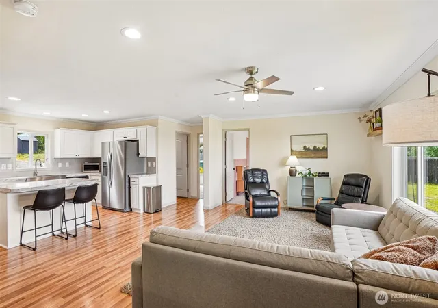 Photo 4 of Manufactured home for sale at 818 Kool Rd, Kelso, WA 98626 | MLS# NWM2549899 | Listing updated on 2026-09-22