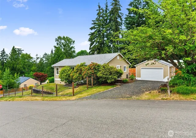 Photo 1 of Single family home for sale at 504 G St Sw, Tumwater, WA 98512 | MLS# NWM2549920 | Listing updated on 2026-09-22