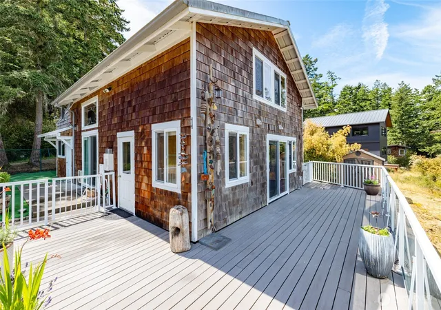 Photo 3 of Single family home for sale at 437 Sunrise Rd, Lopez Island, WA 98261 | MLS# NWM2549923 | Listing updated on 2026-09-22