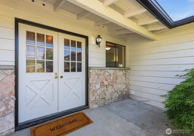 Photo 2 of Sale Pending at 1438 159th Avenue Se, Bellevue, WA 98008 | MLS# NWM2549932 | Listing updated on 2026-10-03