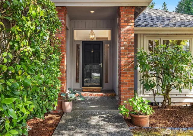 Photo 4 of Single family home for sale at 22413 NE 9th Drive, Sammamish, WA 98074 | MLS# NWM2549953 | Listing updated on 2026-09-30