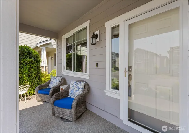 Photo 3 of Single family home for sale at 2127 197th Street Ct E, Spanaway, WA 98387 | MLS# NWM2549960 | Listing updated on 2026-09-22