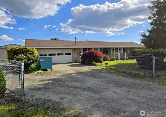 Photo 3 of Single family home for sale at 14615 Mud Run Rd SE, Yelm, WA 98597 | MLS# NWM2549961 | Listing updated on 2026-10-02