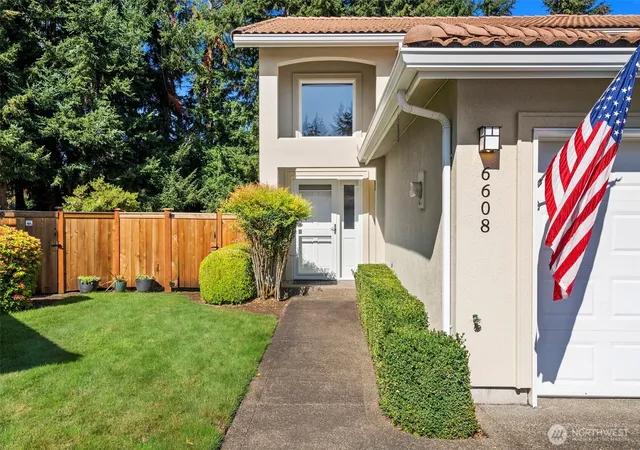Photo 2 of Condo for sale at 6608 Riviera Ct Se, Olympia, WA 98513 | MLS# NWM2549973 | Listing updated on 2026-09-22