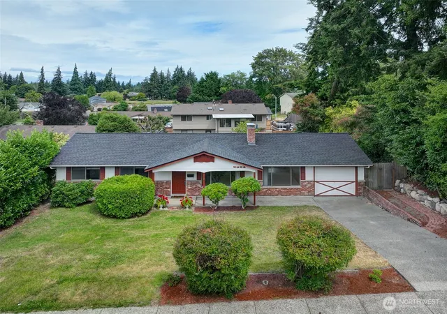 Photo 1 of Sale Pending at 2524 Sw 325th Place, Federal Way, WA 98023 | MLS# NWM2549978 | Listing updated on 2026-09-28