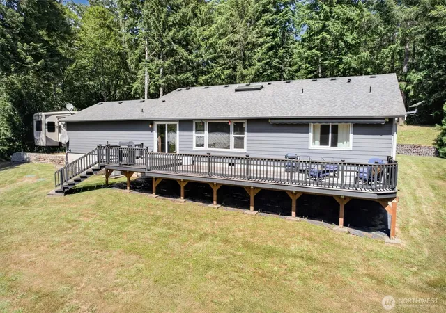 Photo 4 of Single family home for sale at 937 Germany Crk, Longview, WA 98632 | MLS# NWM2550005 | Listing updated on 2026-09-22