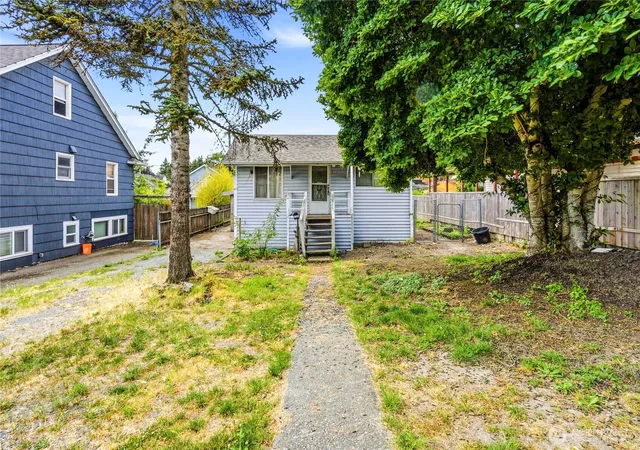 Photo 1 of Single family home for sale at 5307 16th Avenue S, Seattle, WA 98108 | MLS# NWM2550076 | Listing updated on 2026-09-22