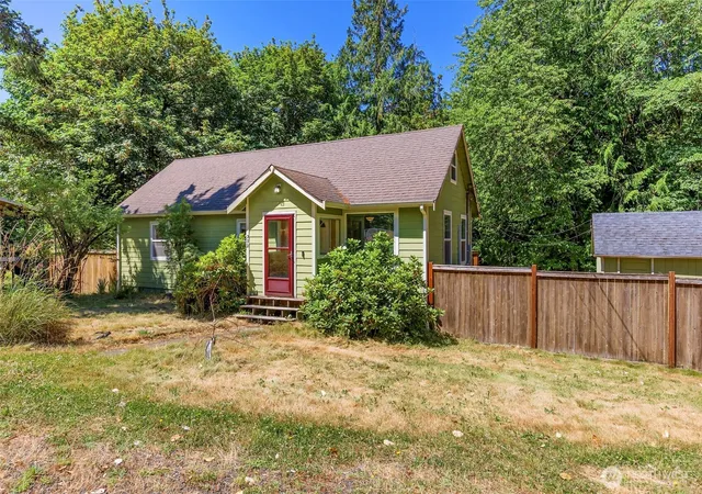 Photo 1 of Sale Pending at 932 Retsil Rd, Port Orchard, WA 98366 | MLS# NWM2550123 | Listing updated on 2026-09-26