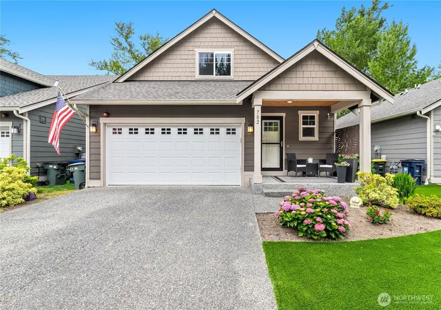 Photo 1 of Single family home for sale at 702 Kodiak Ln, Bellingham, WA 98226 | MLS# NWM2550178 | Listing updated on 2026-09-22