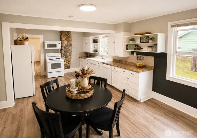 Photo 3 of Sale Pending at 825 Givens Ave, Darrington, WA 98241 | MLS# NWM2550182 | Listing updated on 2026-07-12