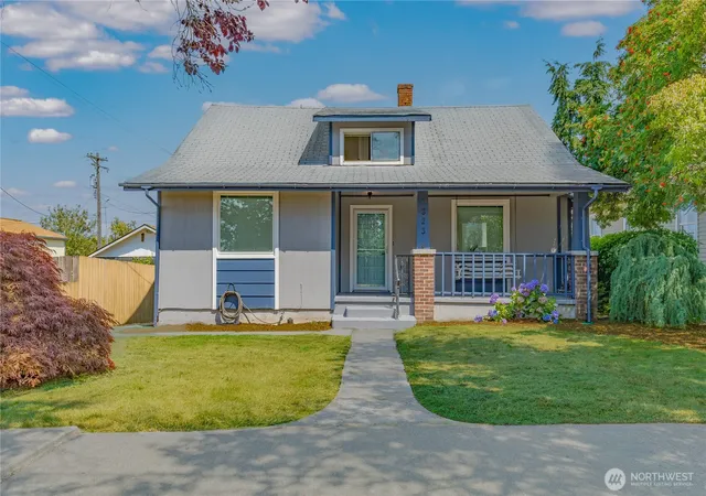 Photo 1 of Single family home for sale at 1823 S Adams St, Tacoma, WA 98405 | MLS# NWM2550191 | Listing updated on 2026-09-22