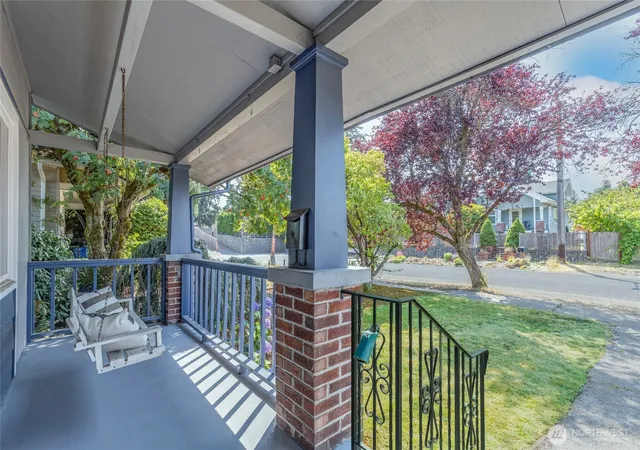 Photo 3 of Single family home for sale at 1823 S Adams St, Tacoma, WA 98405 | MLS# NWM2550191 | Listing updated on 2026-09-22