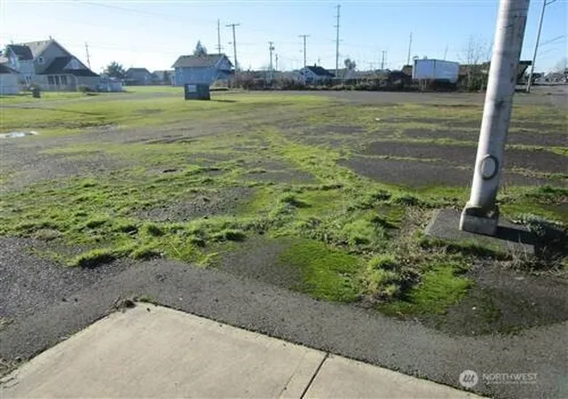 Photo 2 of Land for sale at 1521 Simpson Ave, Aberdeen, WA 98520 | MLS# NWM2550226 | Listing updated on 2026-09-22