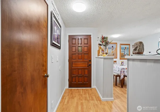 Photo 4 of Single family home for sale at 103 N 21st Avenue, Kelso, WA 98626 | MLS# NWM2550240 | Listing updated on 2026-09-22