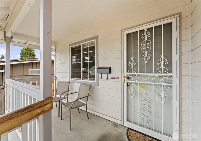 Photo 4 of Single Family Residence at 628 S 117th Street, Tacoma, WA 98444 | MLS# NWM2550314 | | Sold on 2026-10-01