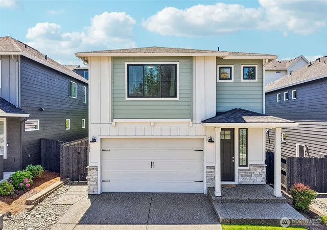 Photo 2 of Single family home for sale at 262 W Maple St, Washougal, WA 98671 | MLS# NWM2550321 | Listing updated on 2026-09-29