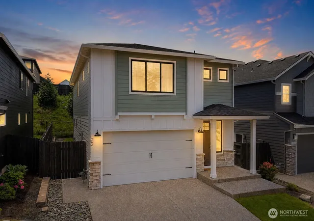 Single family home for sale at 262 W Maple St, Washougal, WA 98671 | MLS# NWM2550321