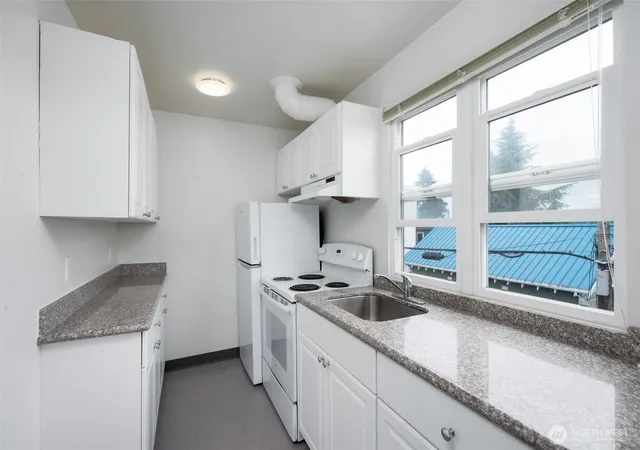 Photo 3 of Sale Pending at 650 W Bertona St, Seattle, WA 98119 | MLS# NWM2550329 | Listing updated on 2026-08-09