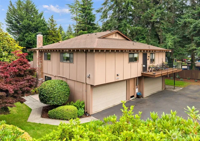 Photo 1 of Sale Pending at 2826 Garden Ct #B, Steilacoom, WA 98388 | MLS# NWM2550346 | Listing updated on 2026-09-21