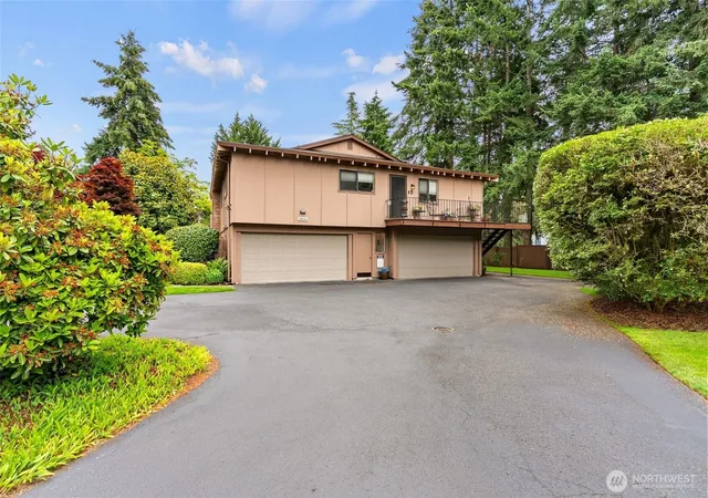 Photo 2 of Sale Pending at 2826 Garden Ct #B, Steilacoom, WA 98388 | MLS# NWM2550346 | Listing updated on 2026-09-21